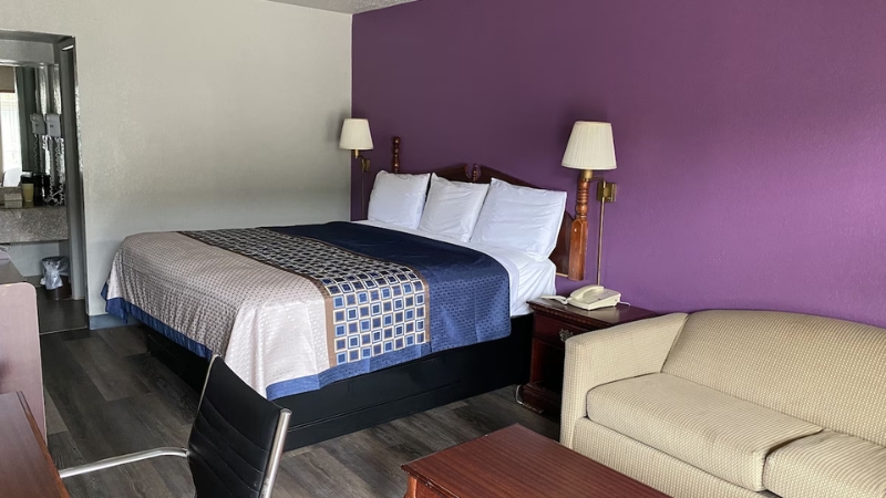 Modern Hotel Room